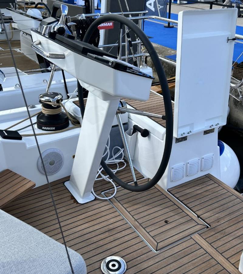 Oceanis 52, B-52 | Yacht Charter Croatia