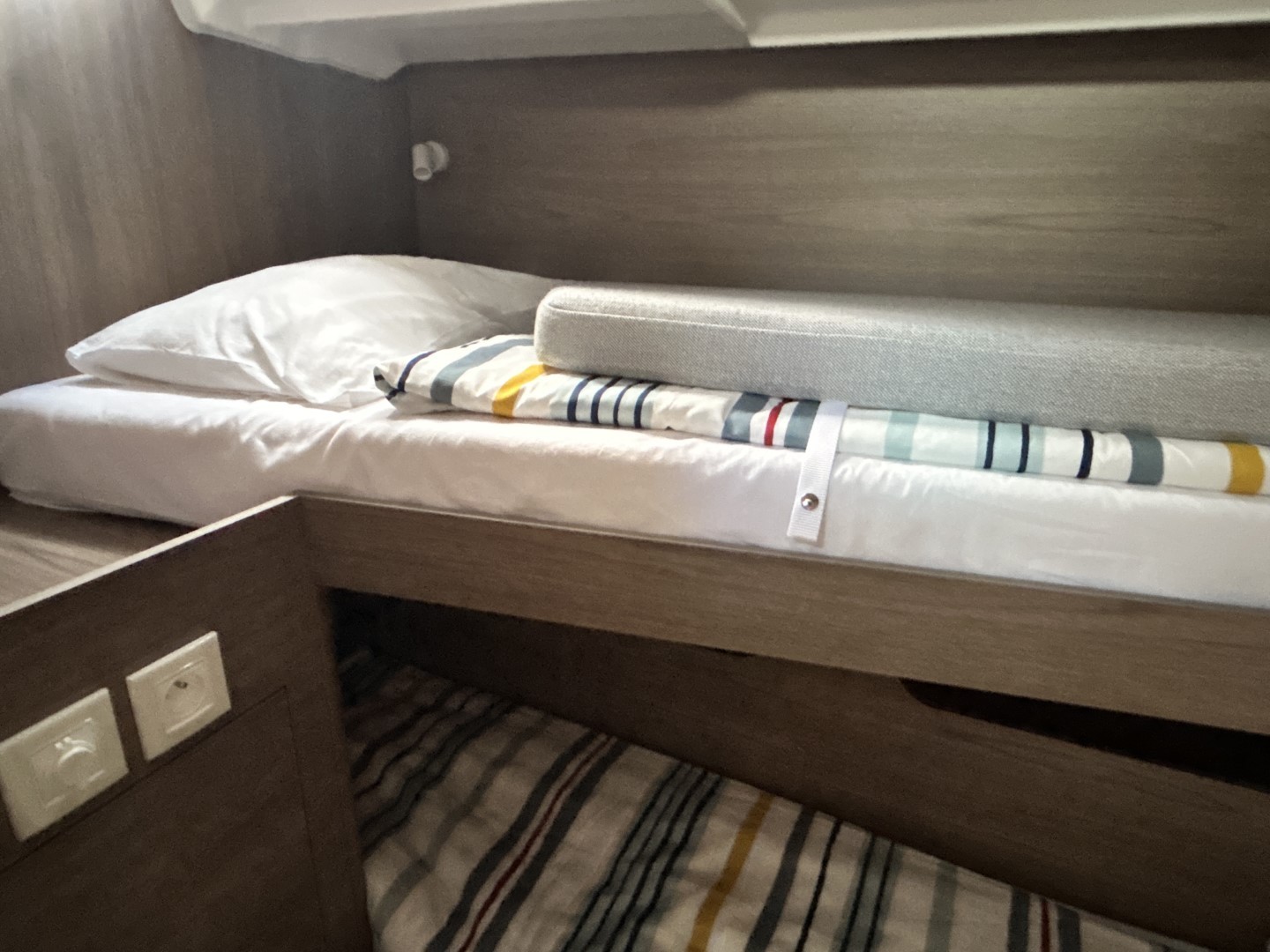 Oceanis 52, B-52 | Yacht Charter Croatia