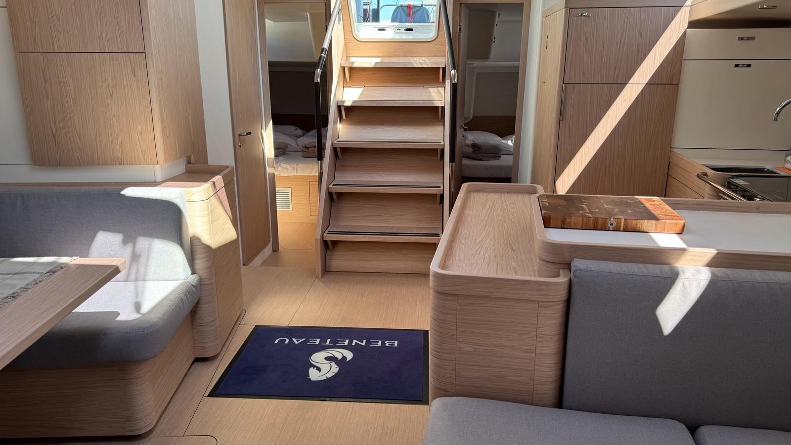 Oceanis 54, Eve One | Yacht Charter Croatia