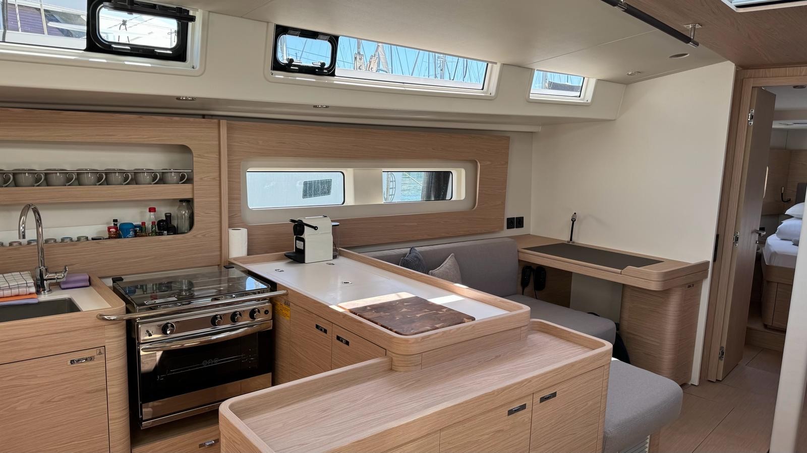 Oceanis 54, Eve One | Yacht Charter Croatia