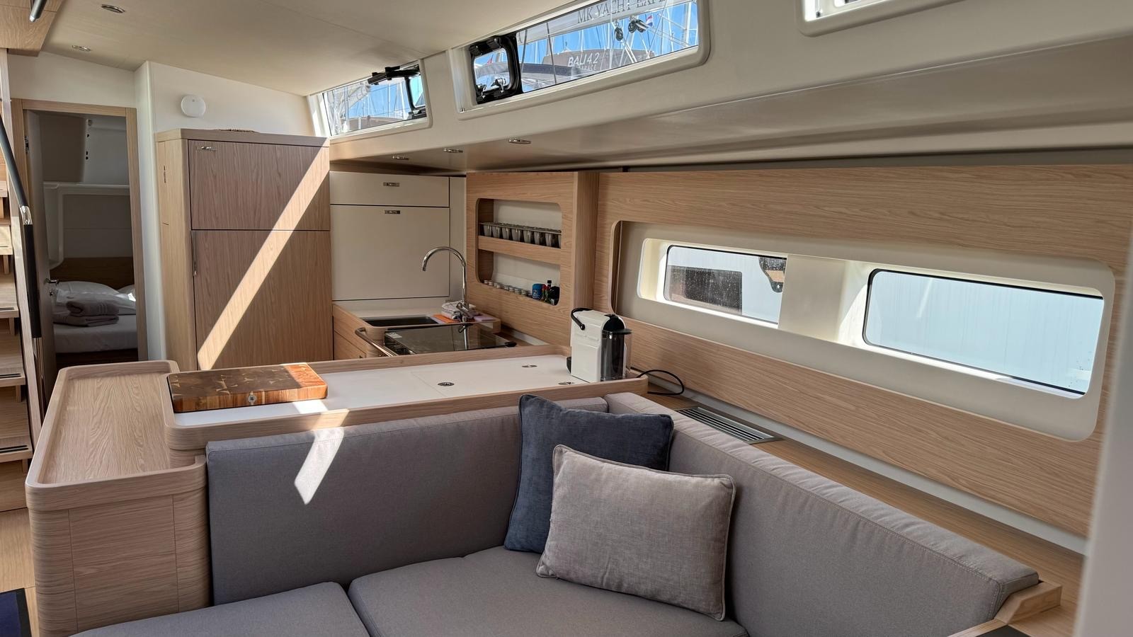 Oceanis 54, Eve One | Yacht Charter Croatia