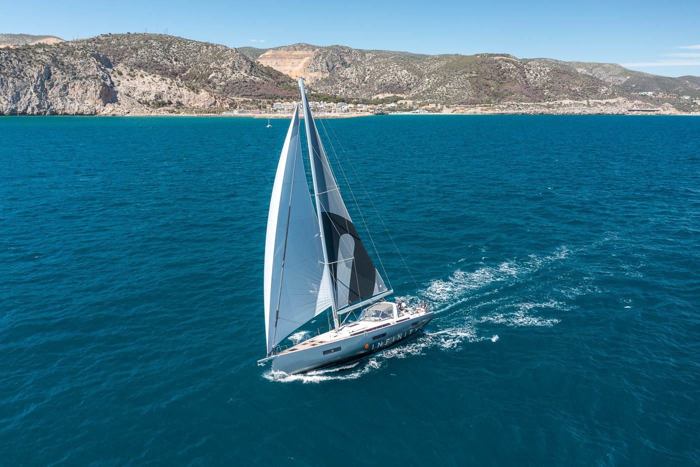 Oceanis 60, Infinity | Yachtcharter Kroatien