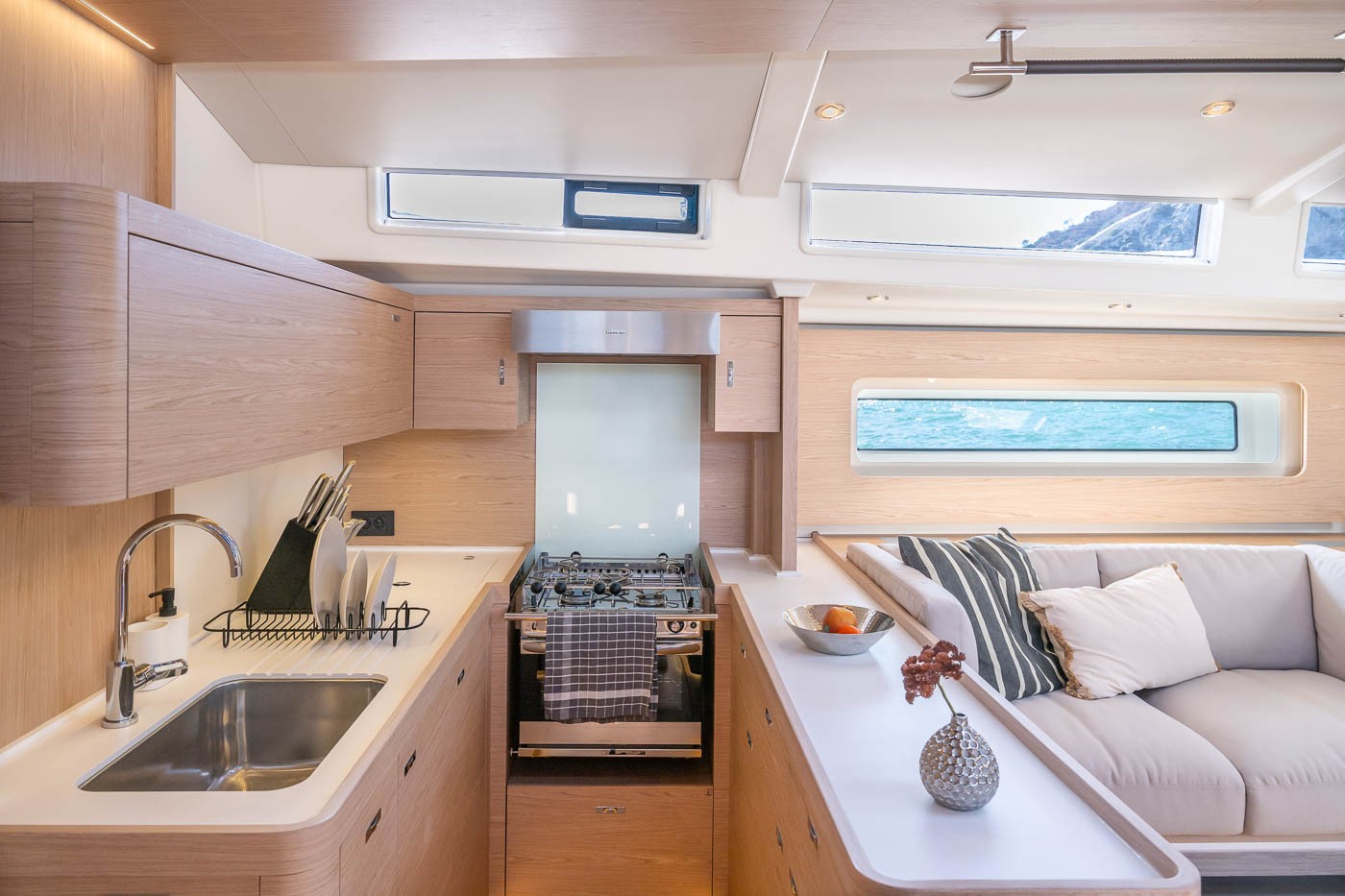 Oceanis 60, Infinity | Yachtcharter Kroatien