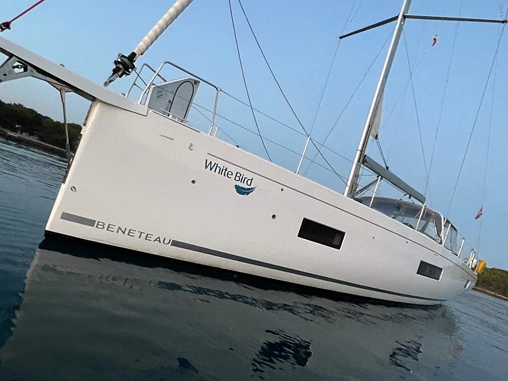 Oceanis Yacht 54, White Bird | Yachtcharter Kroatien