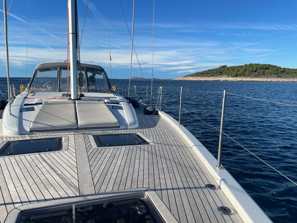 Oceanis Yacht 54, White Bird | Yachtcharter Kroatien