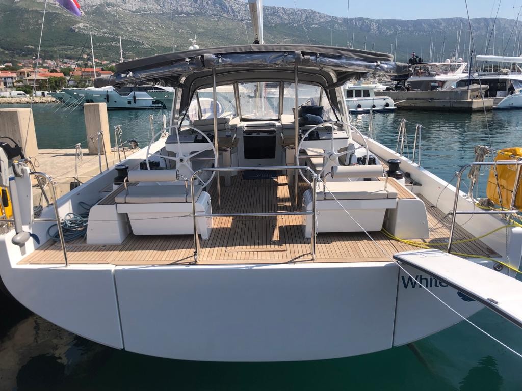 Oceanis Yacht 54, White Bird | Yachtcharter Kroatien