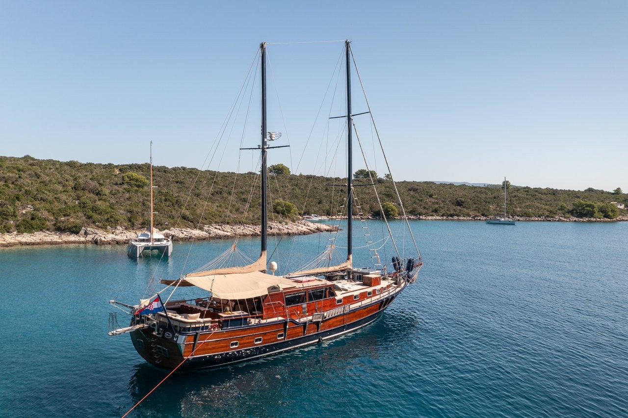 Pacha, Pacha | Noleggio di Yacht Croazia