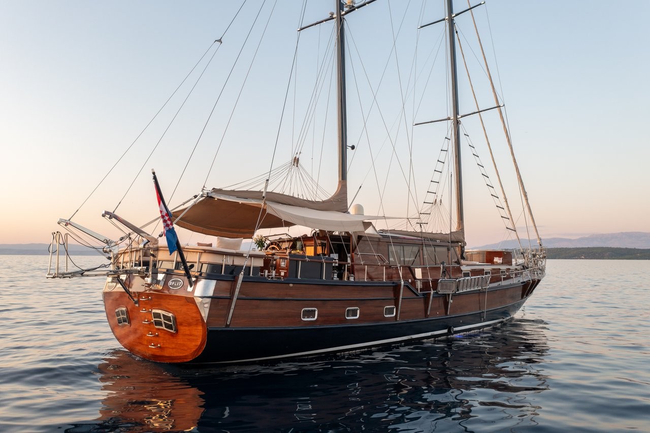 Pacha, Pacha | Noleggio di Yacht Croazia