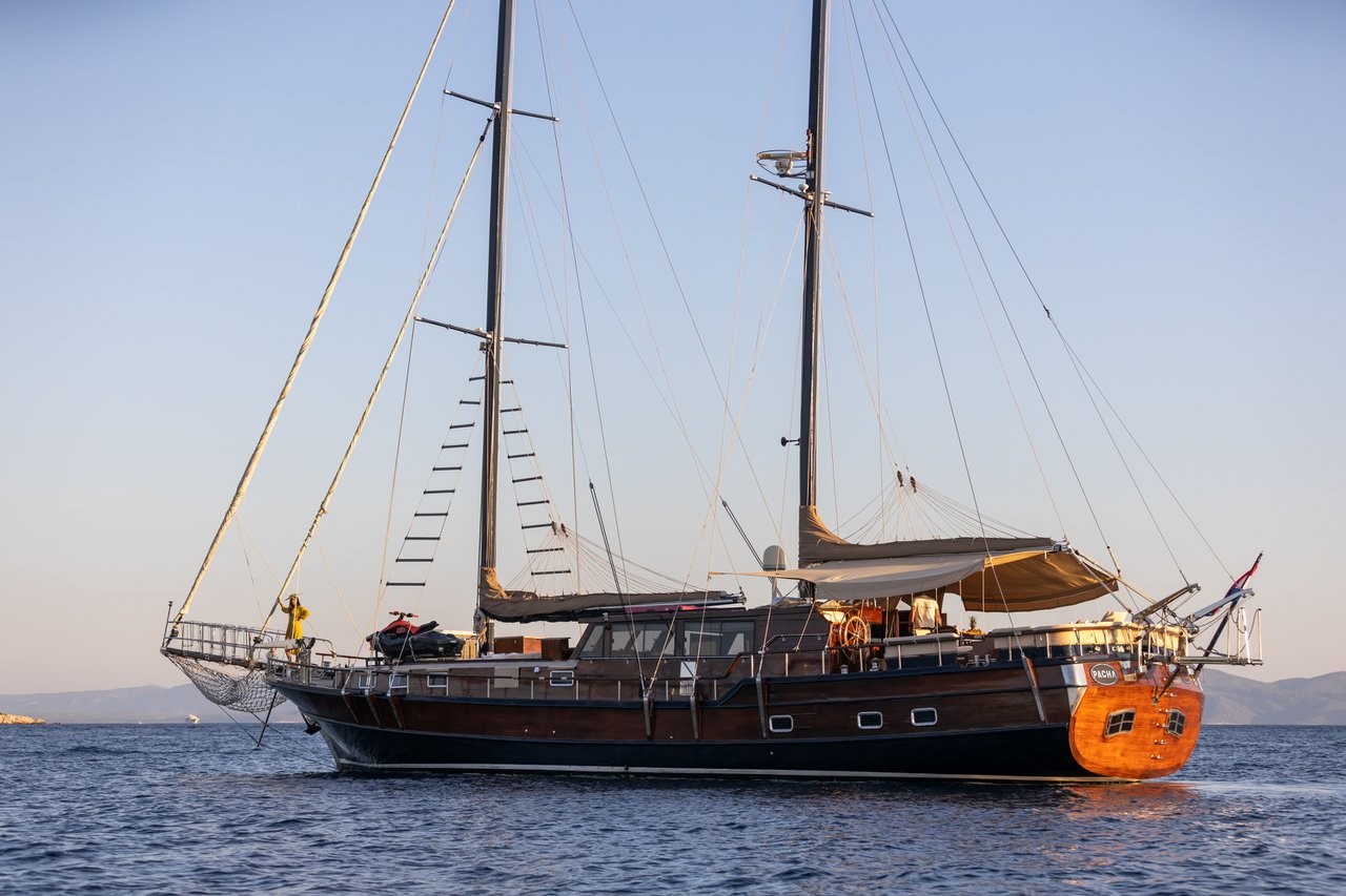Pacha, Pacha | Noleggio di Yacht Croazia