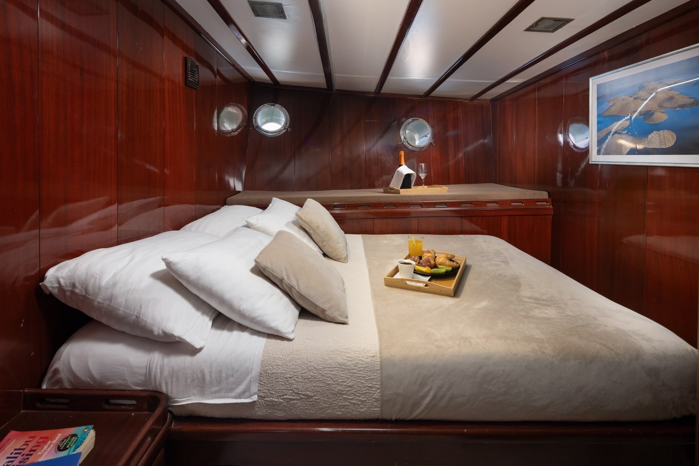 Phoenix Bronze, Phoenix Bronze | Noleggio di Yacht Croazia