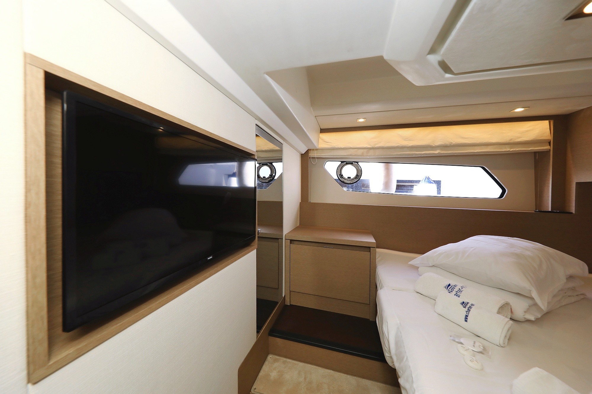 Prestige 460, Ferus | Yacht Charter Croatia