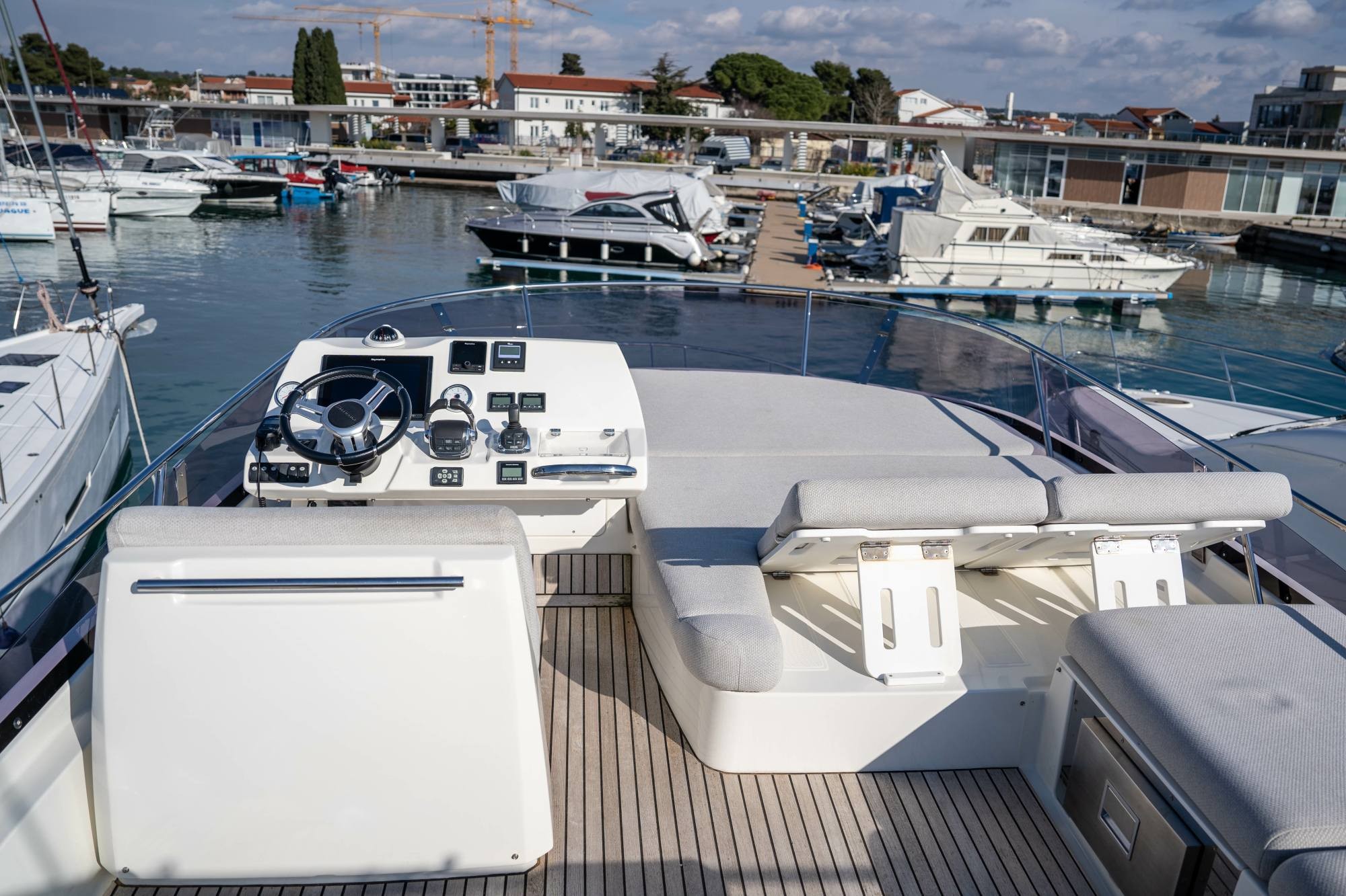 Prestige 460, Adudu 2 | Yacht Charter Croatia
