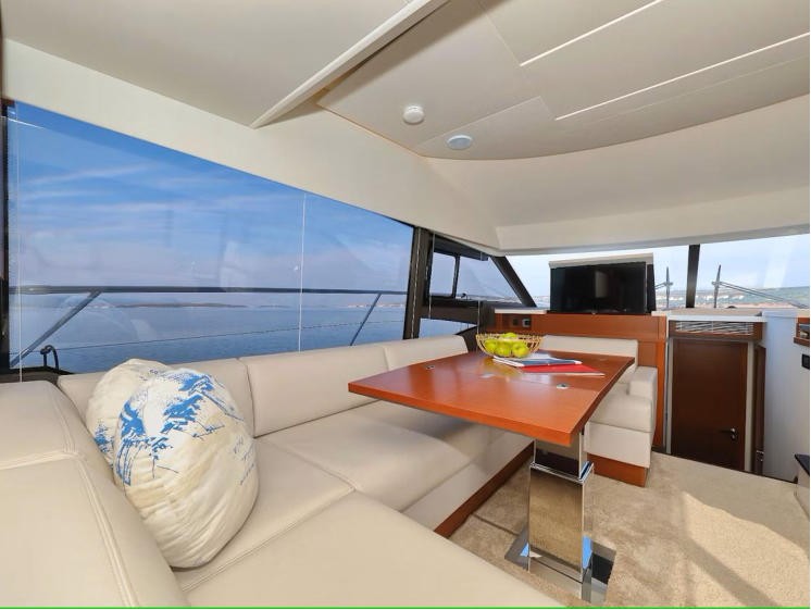 Prestige 520, Medusa | Yacht Charter Croatia