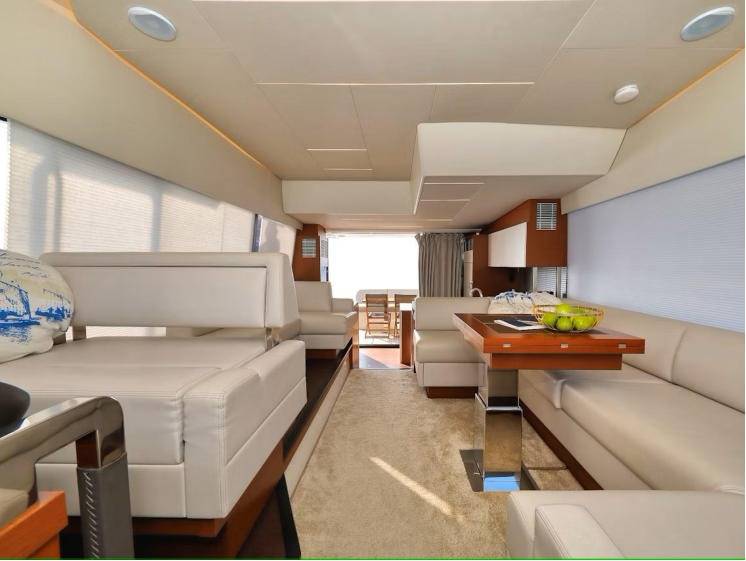 Prestige 520, Medusa | Yacht Charter Croatia