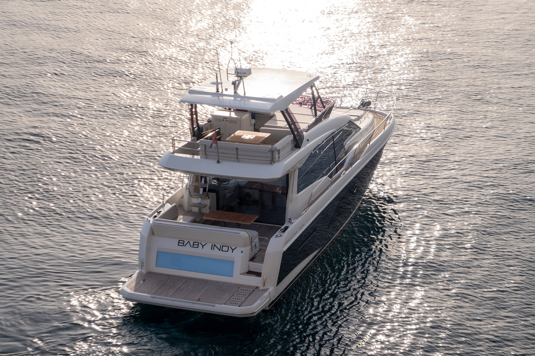 Prestige 520, Baby Indy | Yacht Charter Croatia
