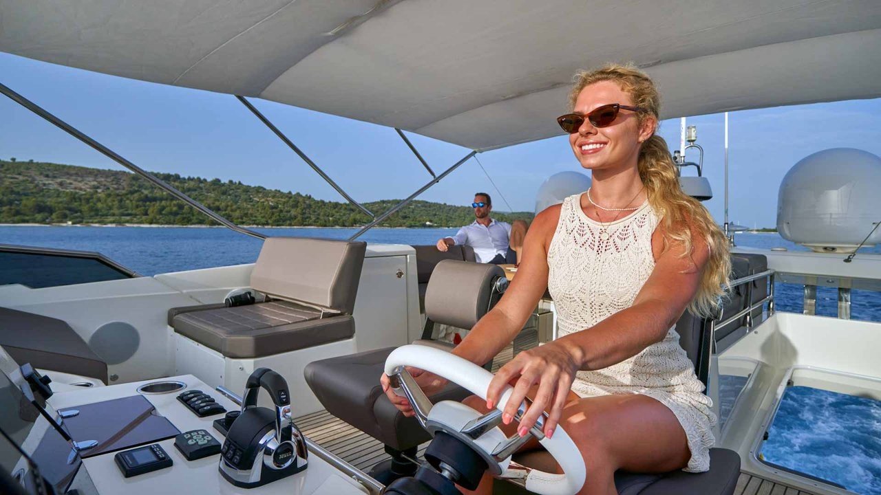Prestige 630S, Simul | Yacht Charter Croatia