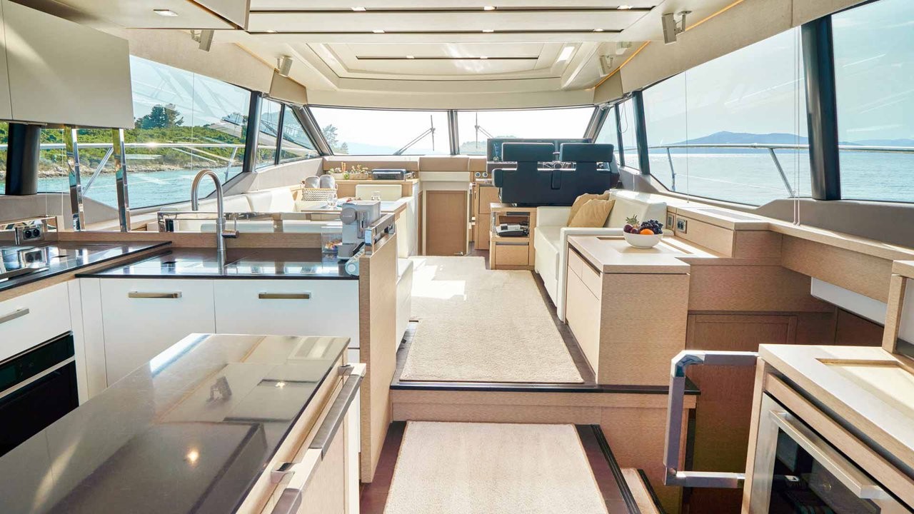 Prestige 630S, Simul | Yacht Charter Croatia