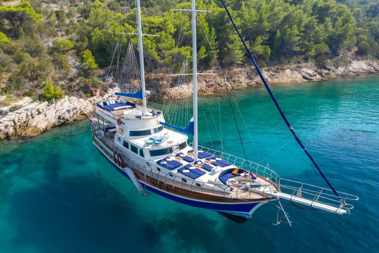 Saint Luca, Saint Luca | Noleggio di Yacht Croazia