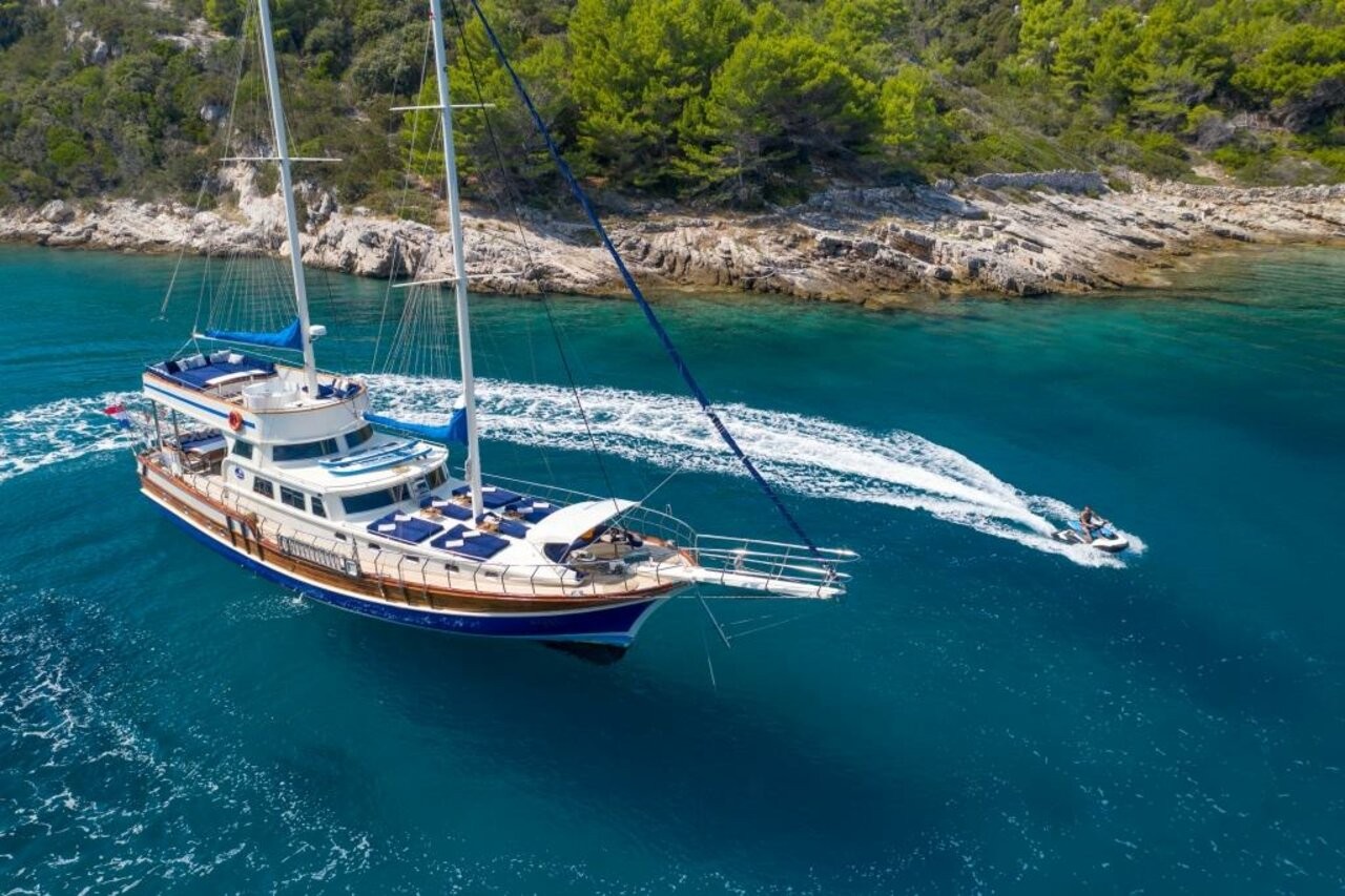 Saint Luca, Saint Luca | Noleggio di Yacht Croazia