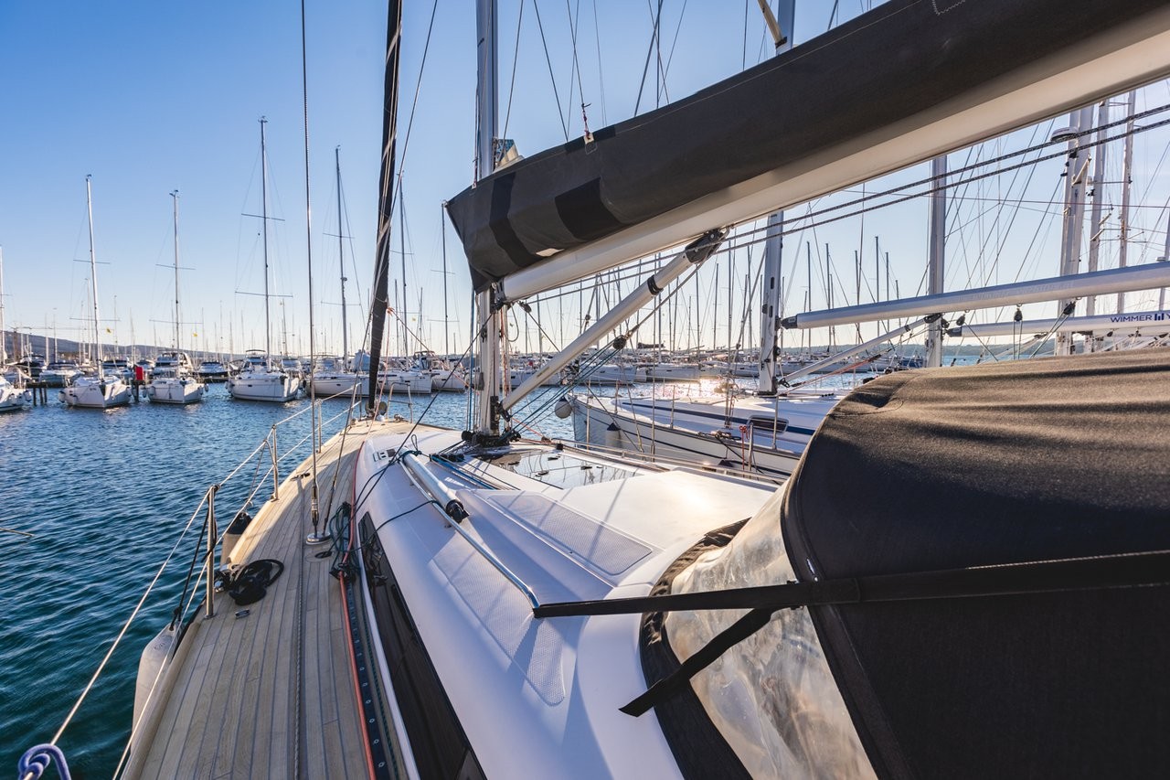 Salona 44, Istros | Yacht Charter Croatia