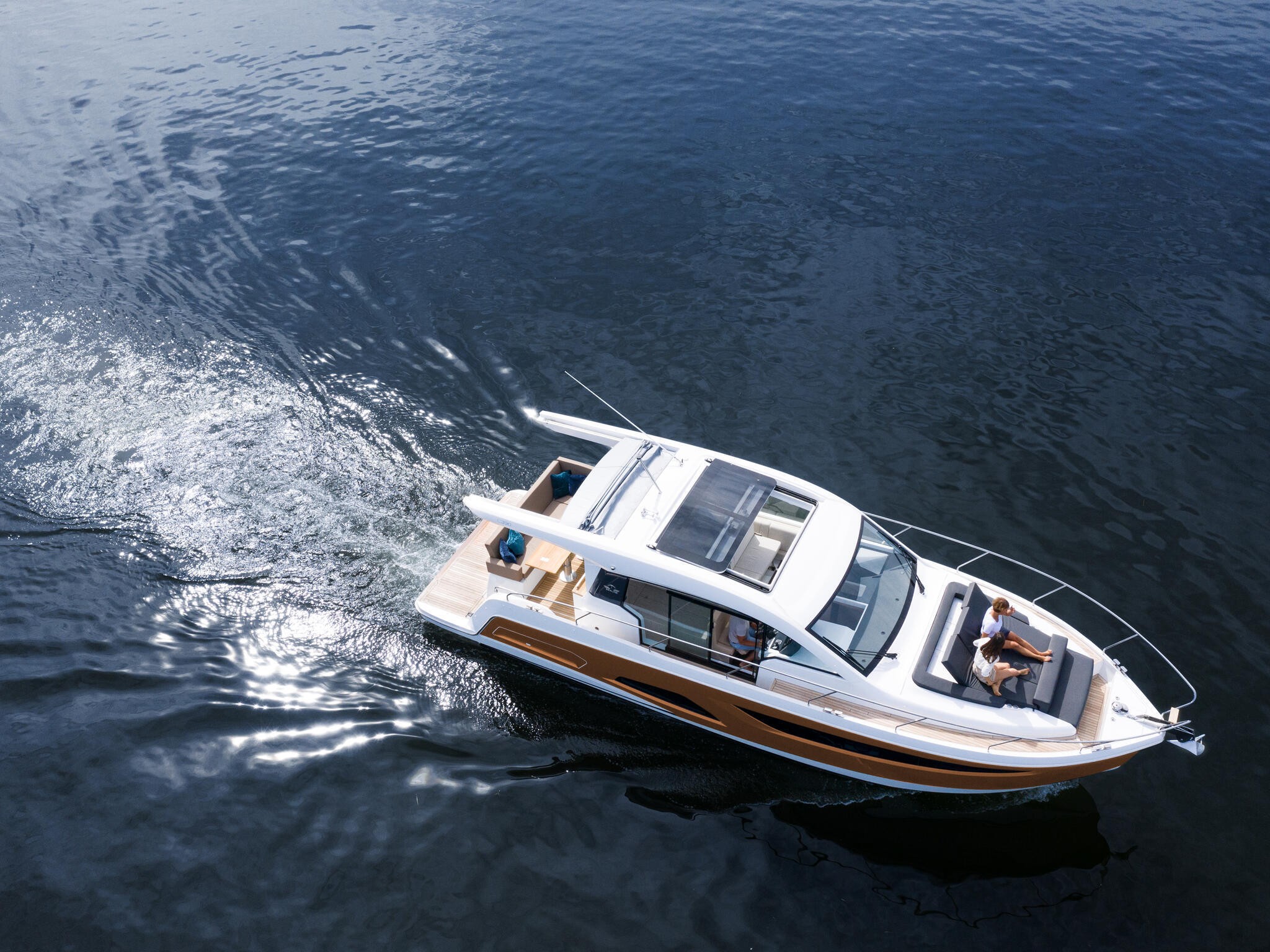 Sealine C390, Tireless | Yacht Charter Croatia
