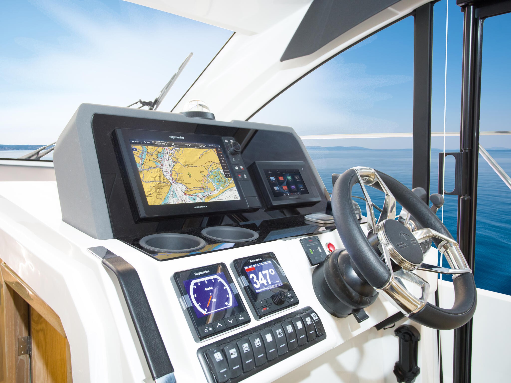 Sealine C390, Tireless | Yacht Charter Croatia
