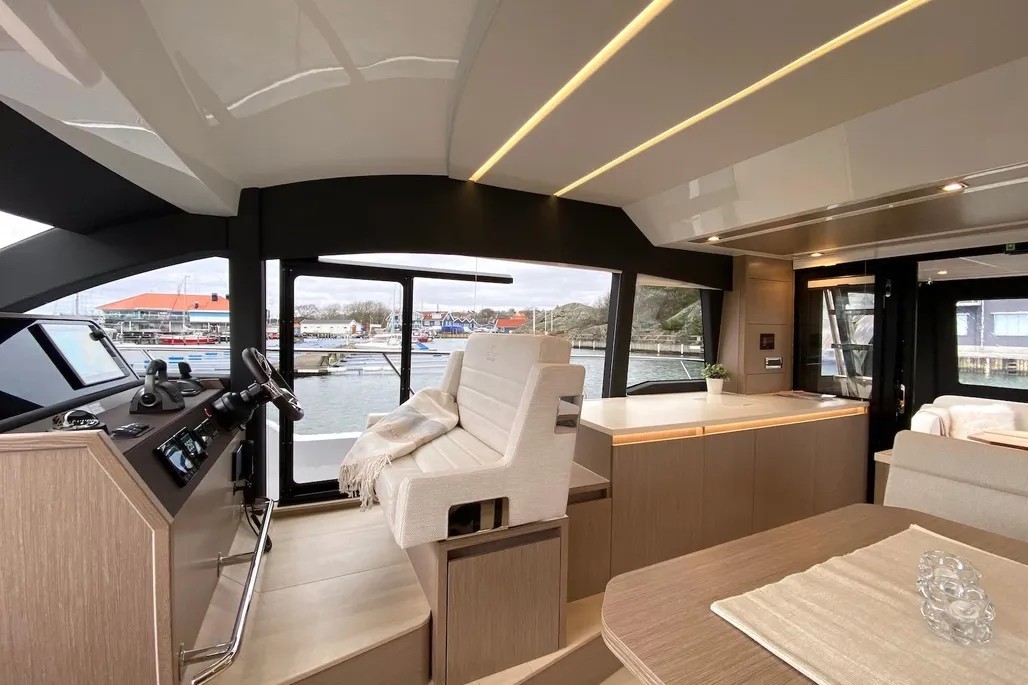 Sealine F430, Tireless Too | Yacht Charter Croatia