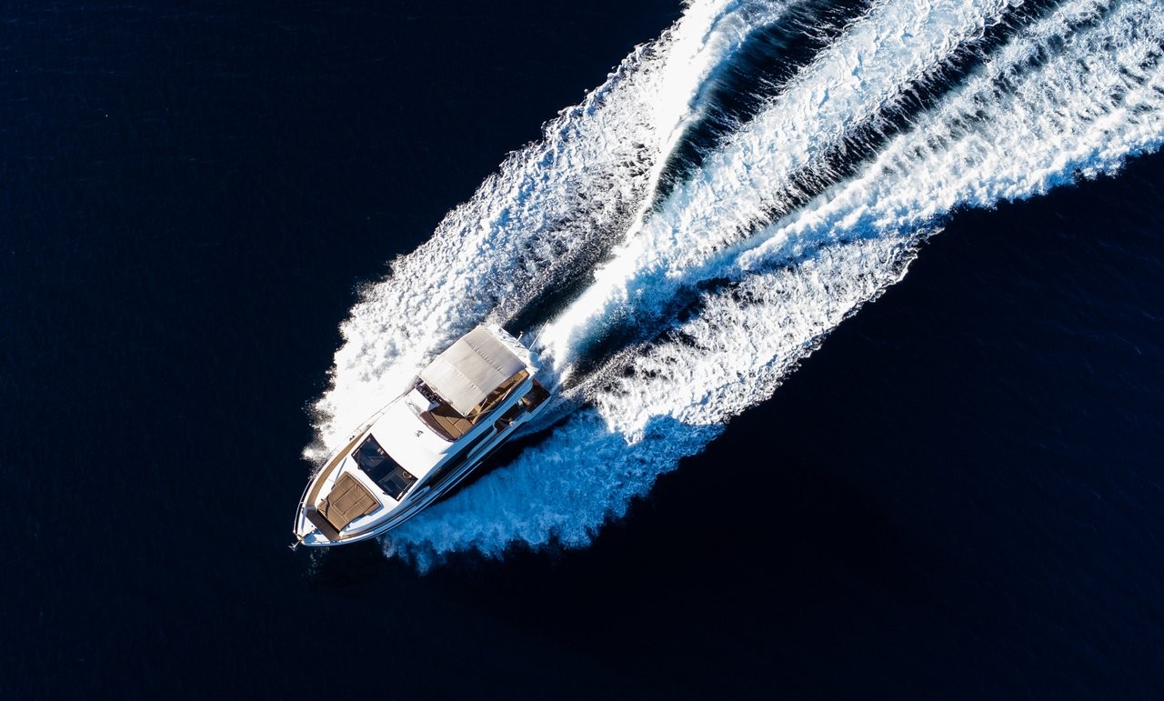 Sealine F430, Lomar | Yacht Charter Croatia