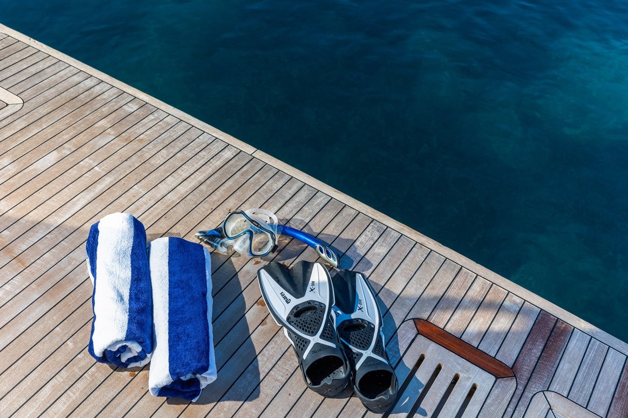 Sealine F430, Lomar | Yacht Charter Croatia
