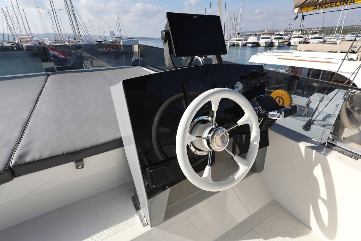 Seamaster 45, Taonga | Yacht Charter Croatia
