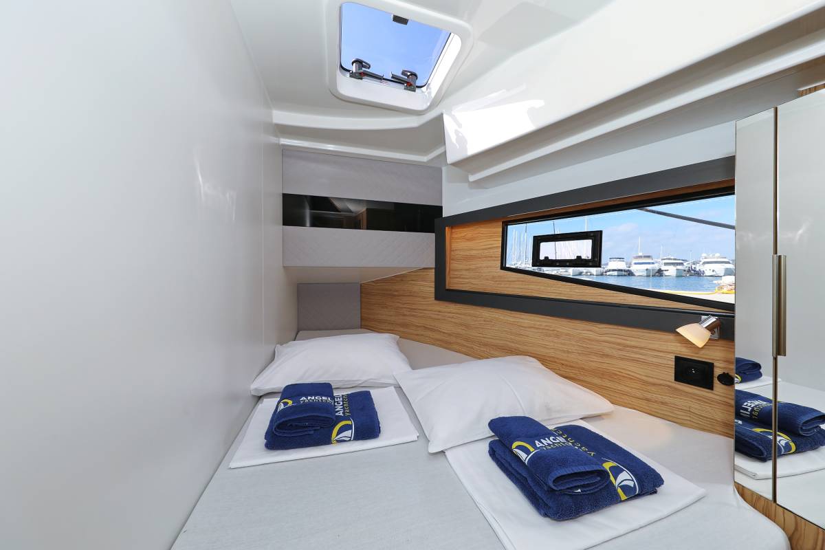 Seamaster 45, Taonga | Yacht Charter Croatia