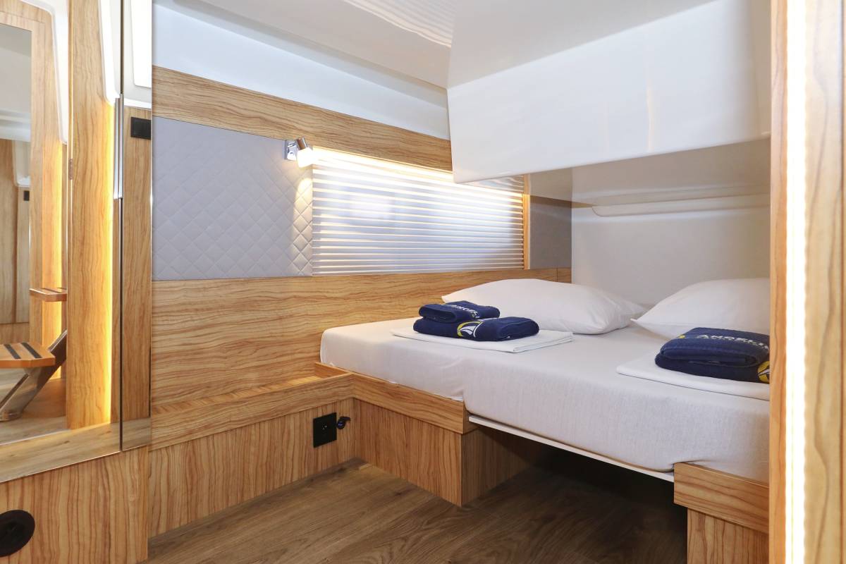 Seamaster 45, Taonga | Yacht Charter Croatia