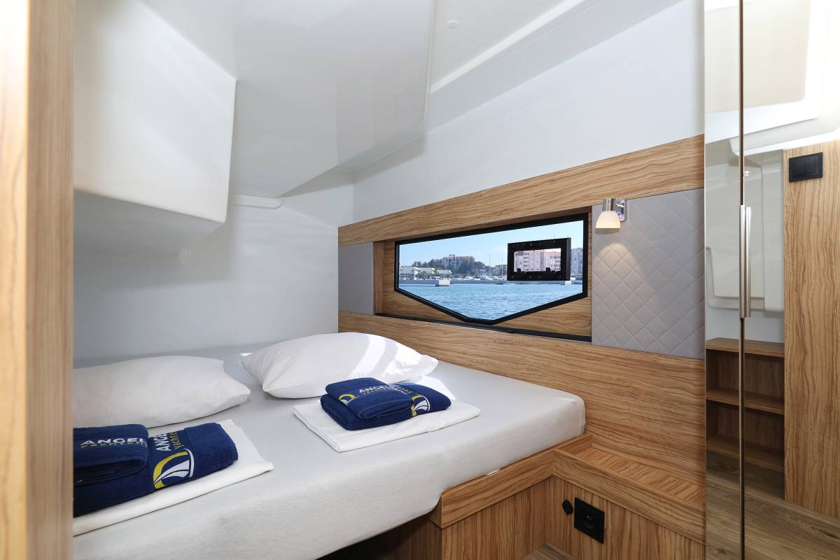 Seamaster 45, Taonga | Yacht Charter Croatia