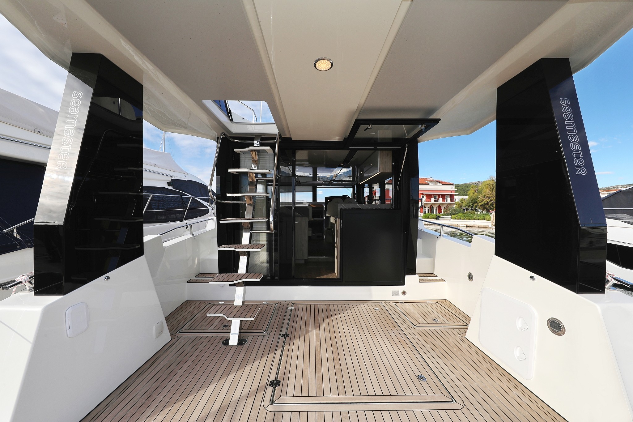 Seamaster 45, Mackata | Yacht Charter Croatia