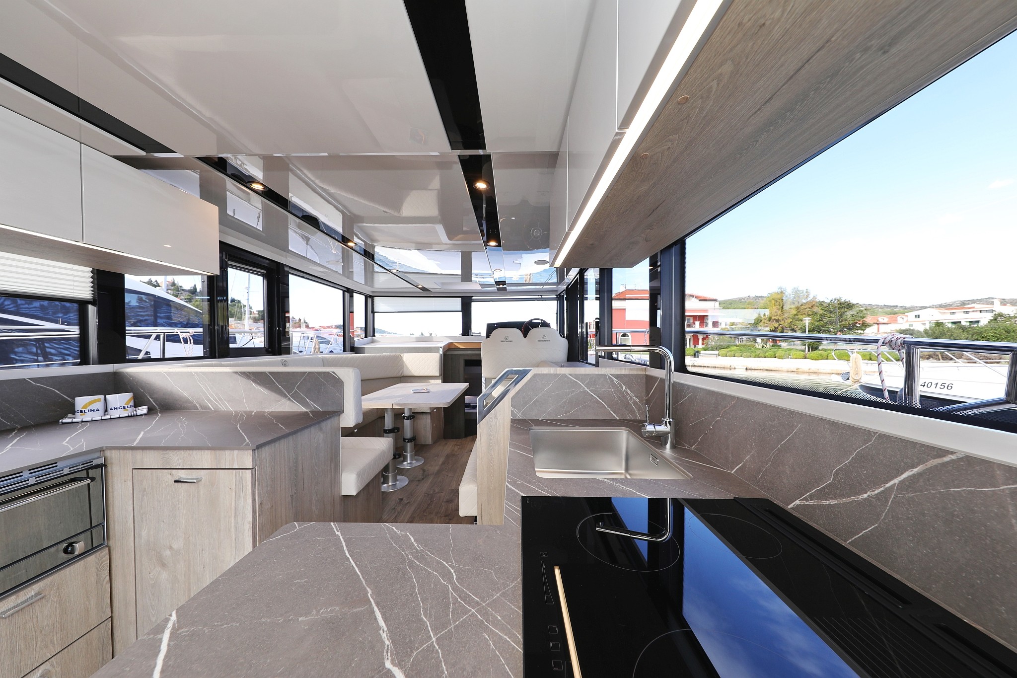 Seamaster 45, Mackata | Yacht Charter Croatia