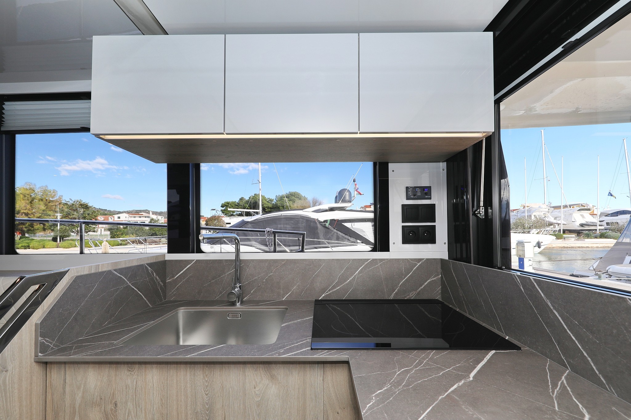 Seamaster 45, Mackata | Yacht Charter Croatia