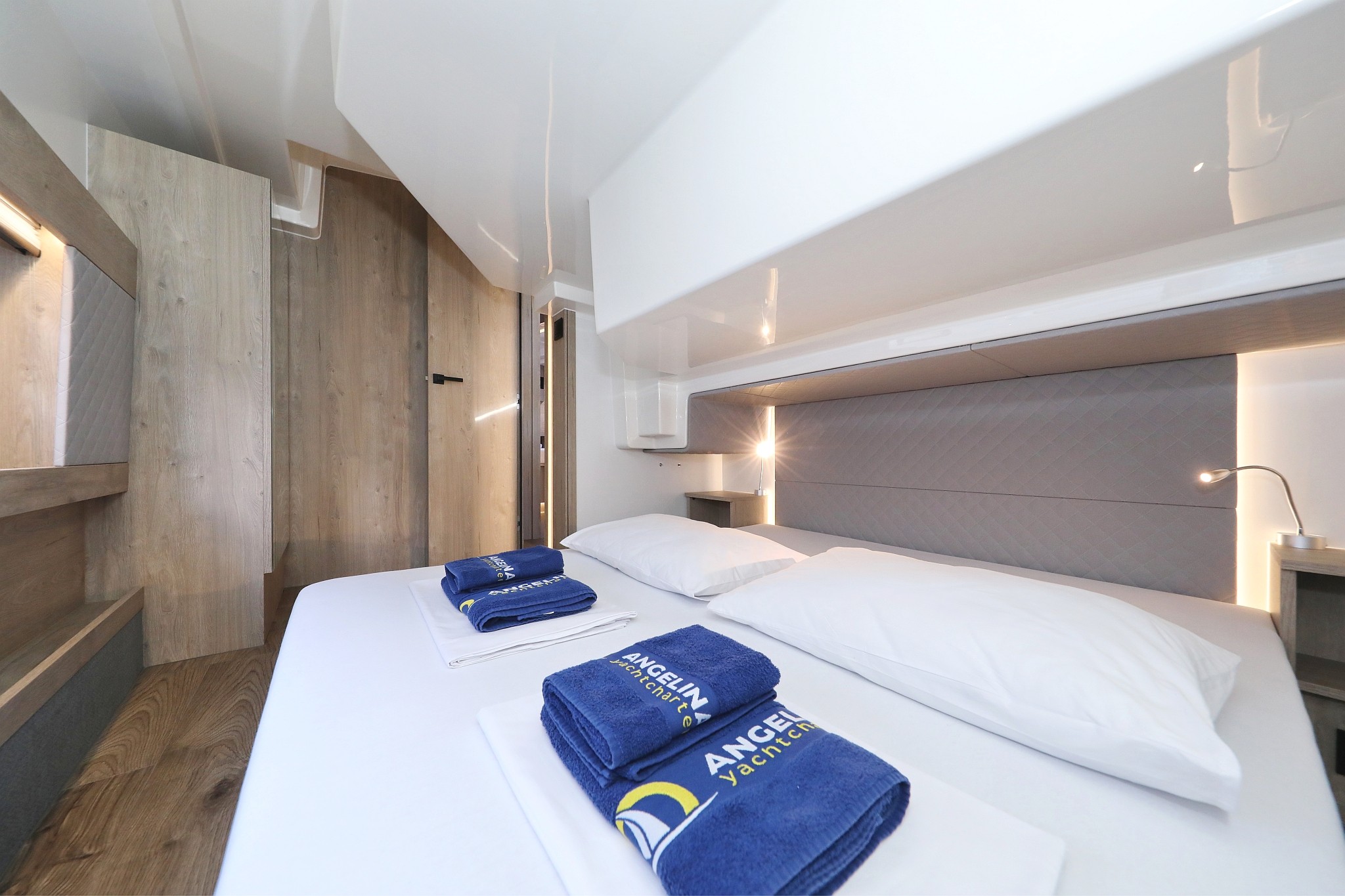 Seamaster 45, Mackata | Yacht Charter Croatia