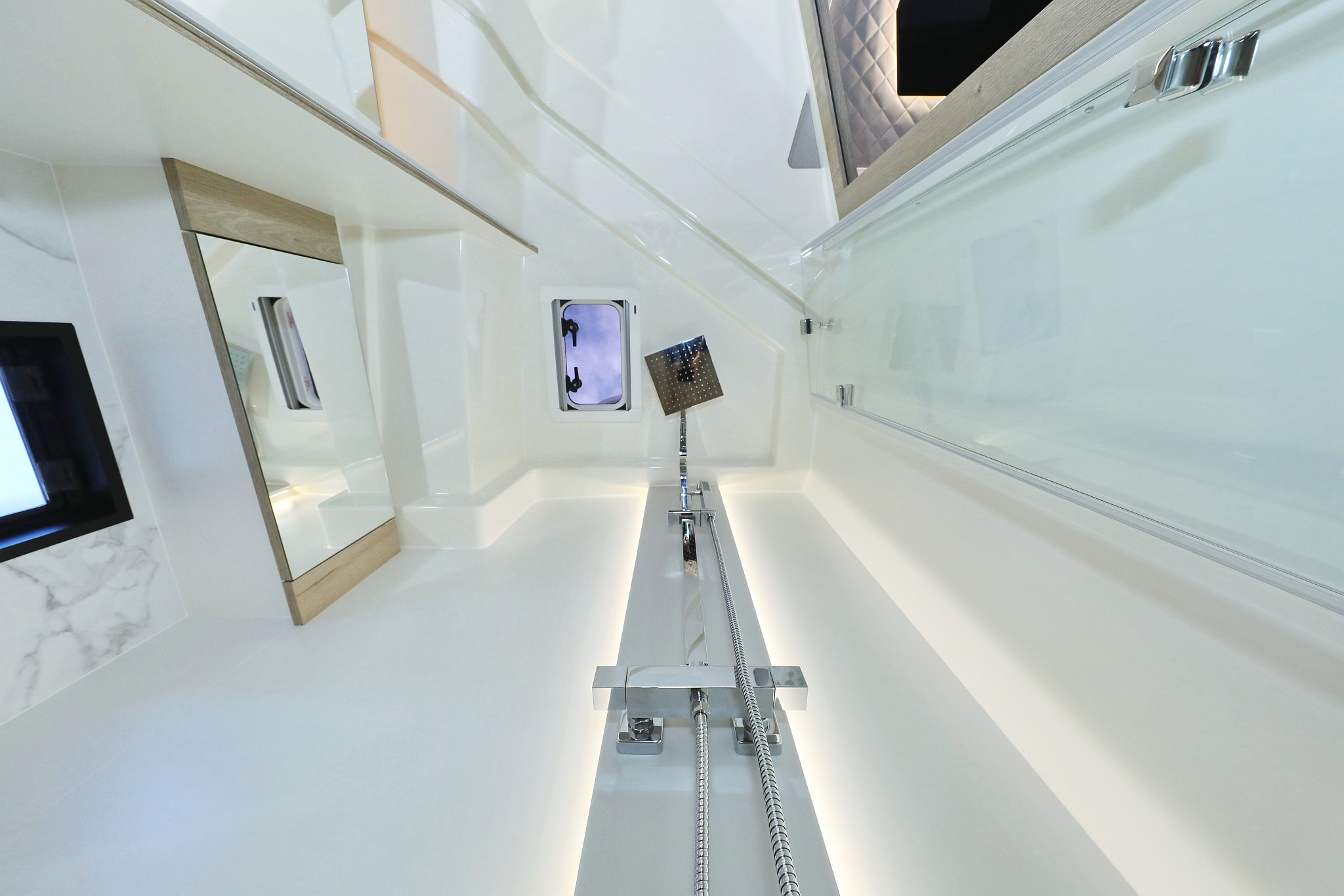 Seamaster 45, Mackata | Yacht Charter Croatia