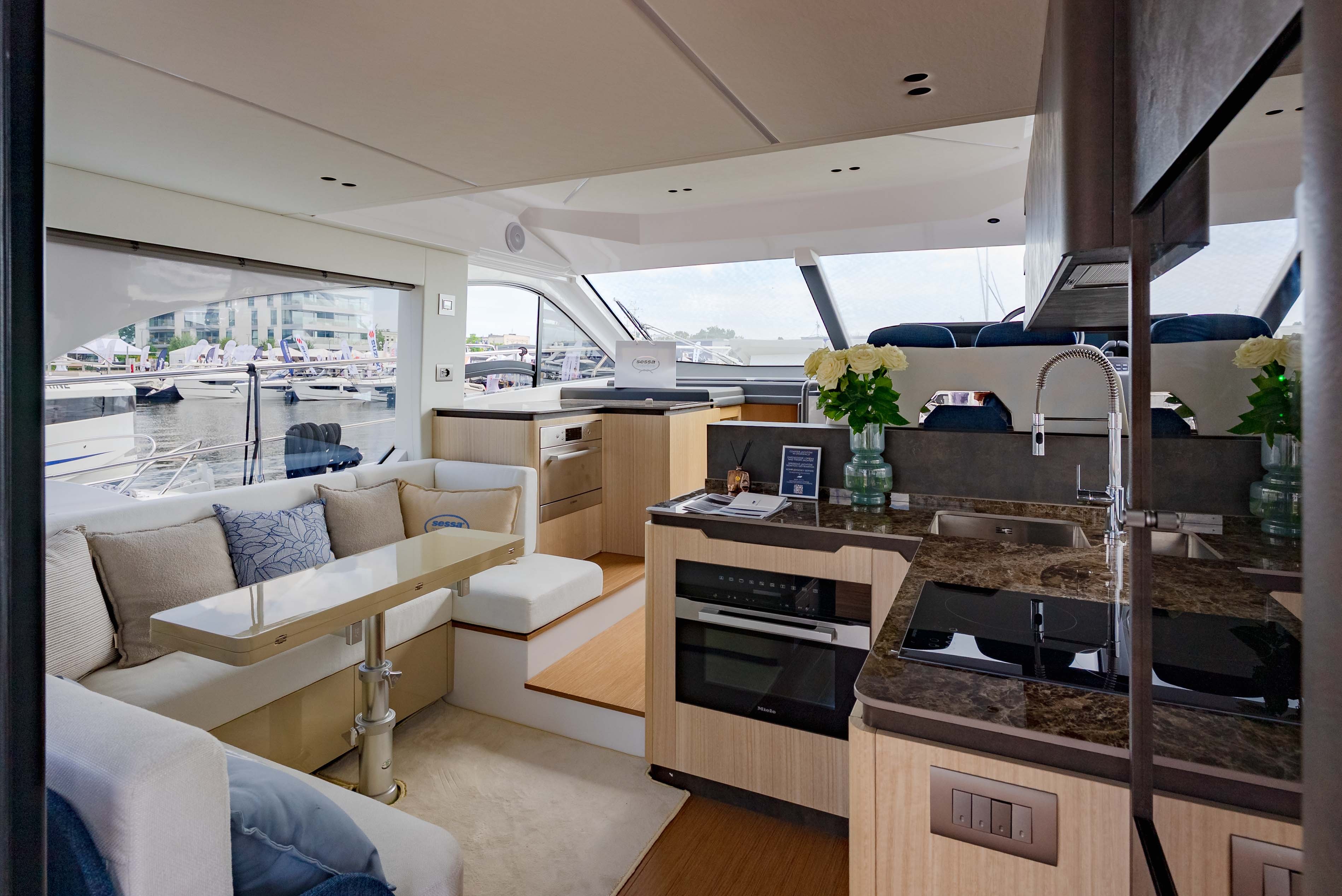 Sessa F48, Supernova | Noleggio di Yacht Croazia