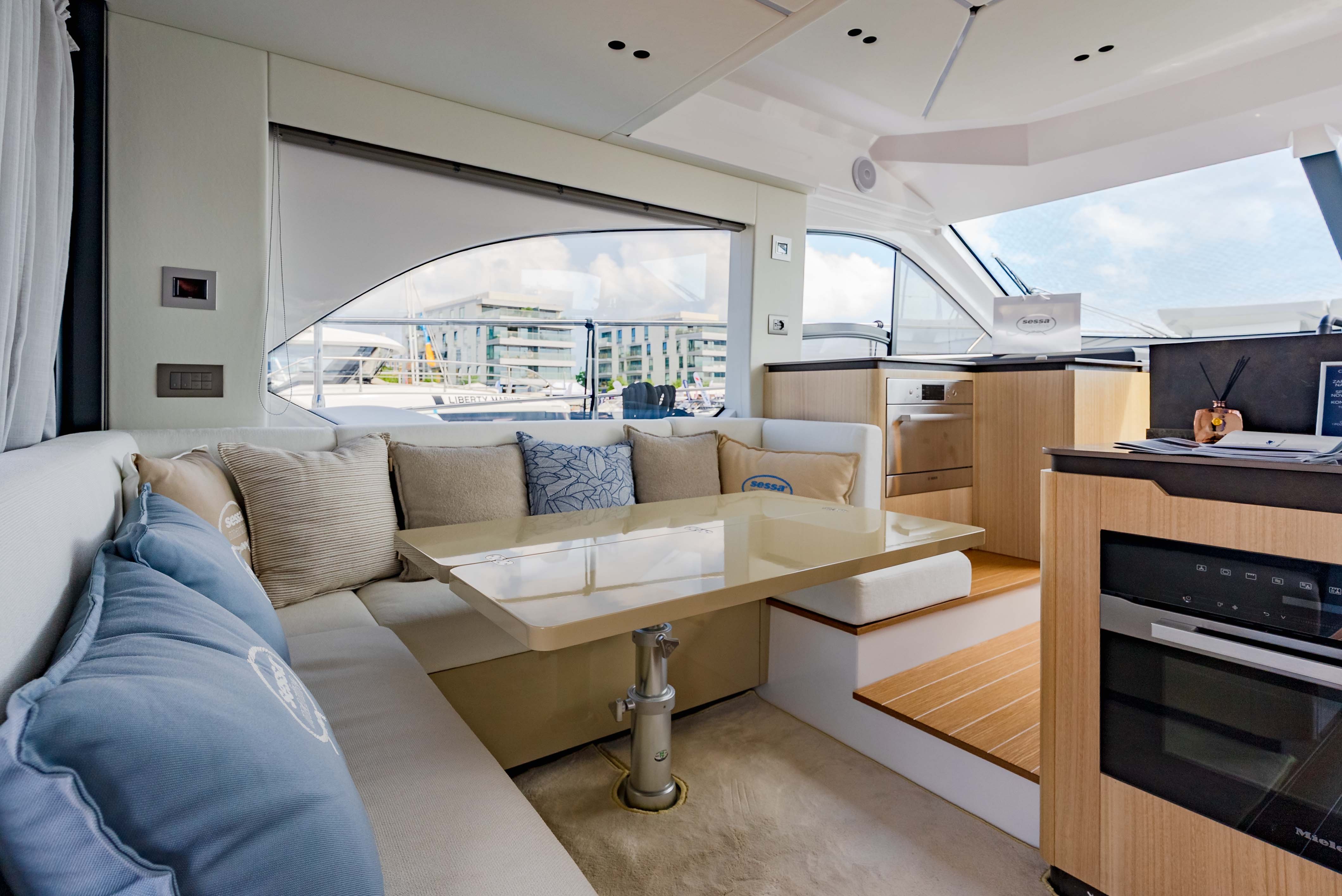 Sessa F48, Supernova | Noleggio di Yacht Croazia