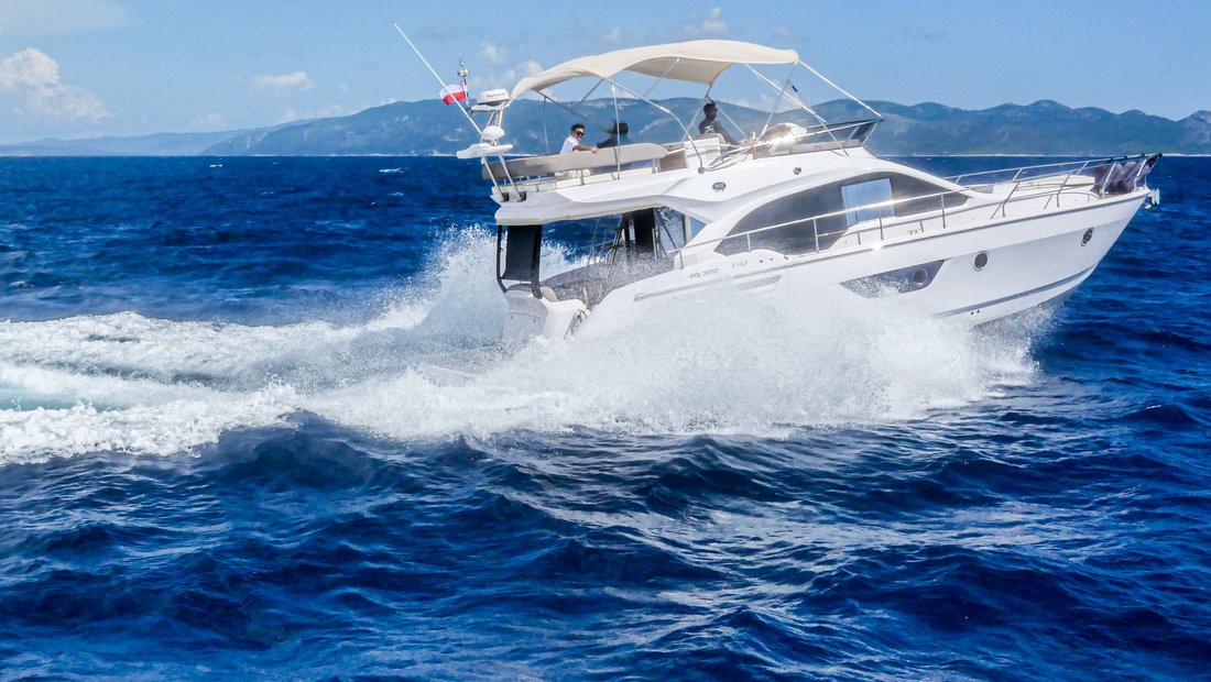 Sessa, Stardust | Yacht Charter Croatia