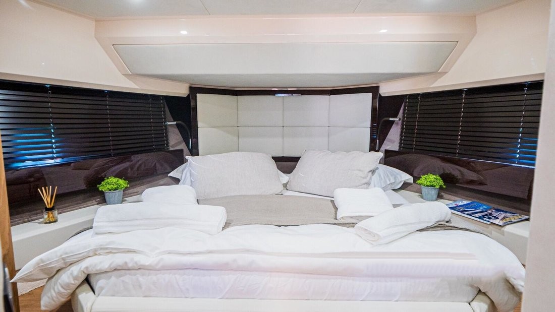 Sessa, Stardust | Yacht Charter Croatia