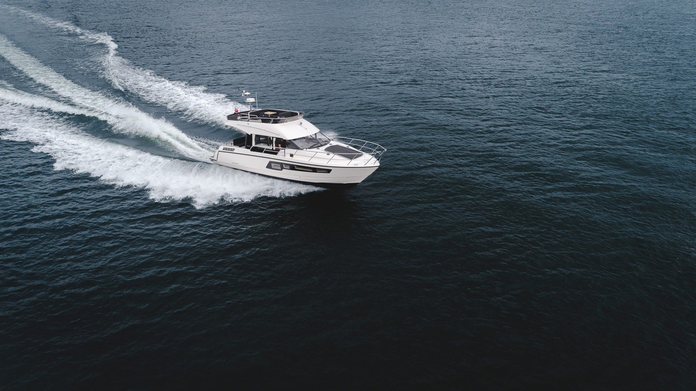 Skilso 39 FLY, No Name | Yacht Charter Croatia