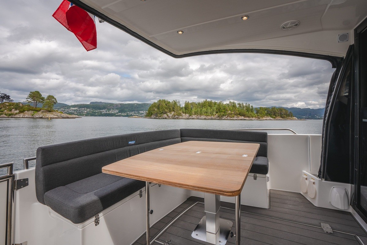 Skilso 39 FLY, No Name | Yacht Charter Croatia