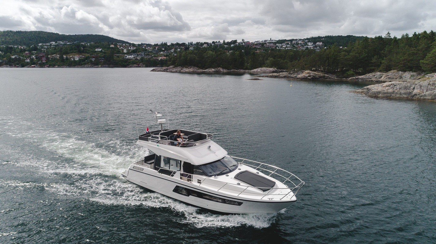 Skilso 39 FLY, No Name | Yacht Charter Croatia