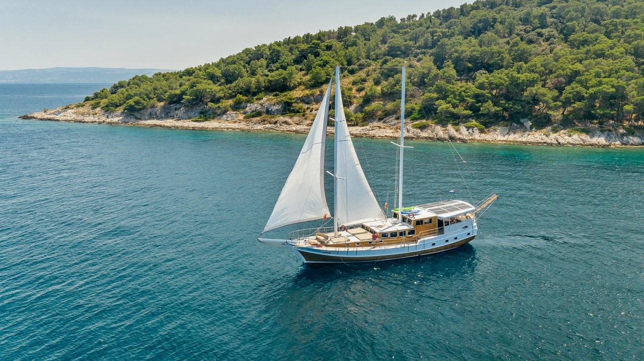 Sole, Sole | Yachtcharter Kroatien