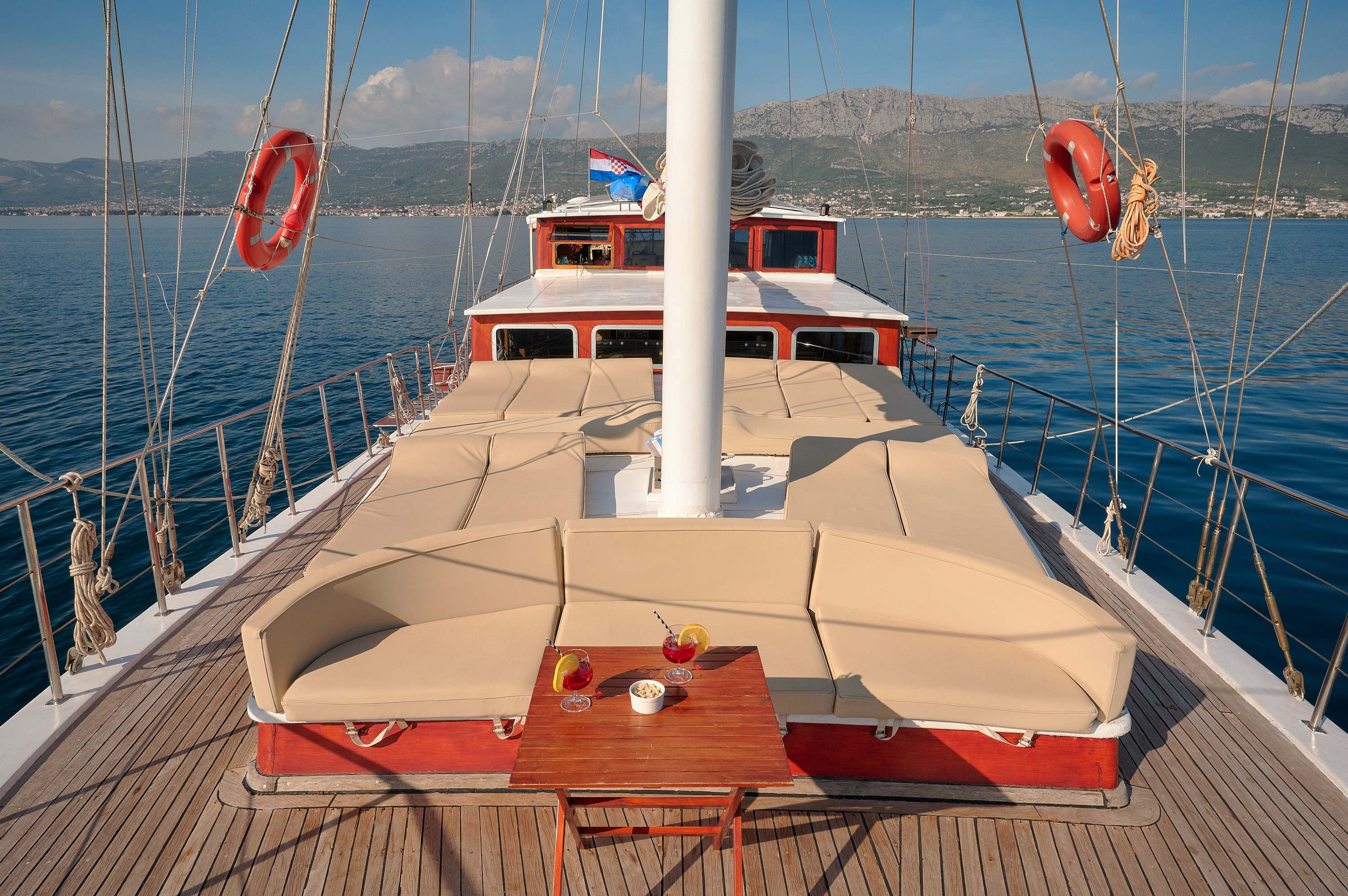 Sole, Sole | Yachtcharter Kroatien