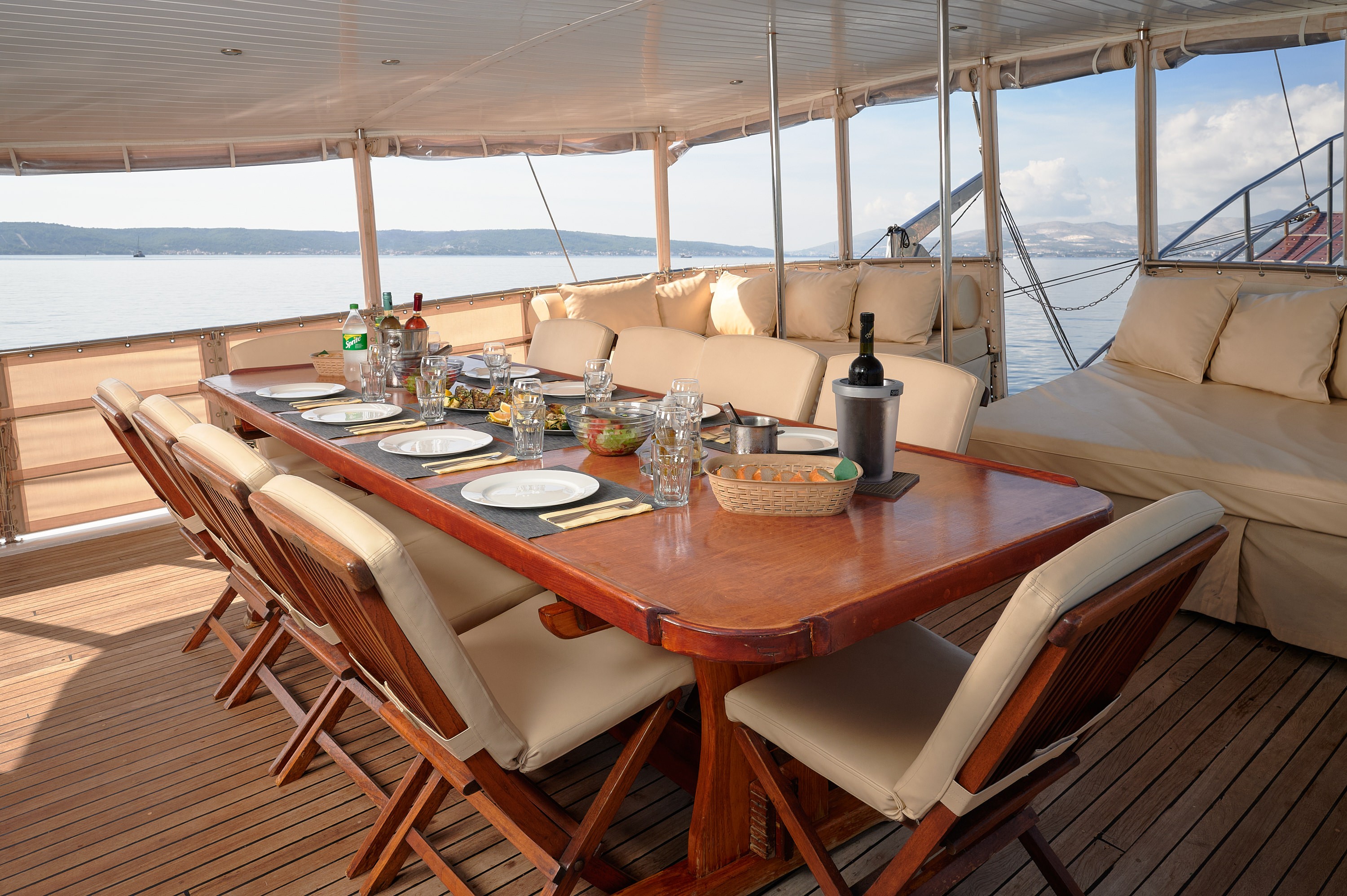 Sole, Sole | Yachtcharter Kroatien