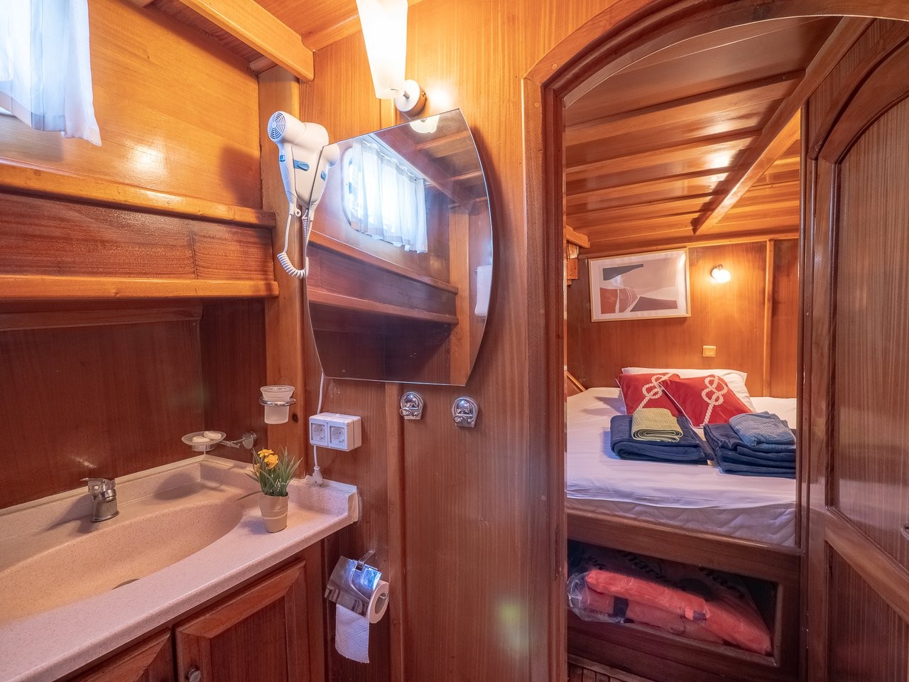 Sole, Sole | Yachtcharter Kroatien