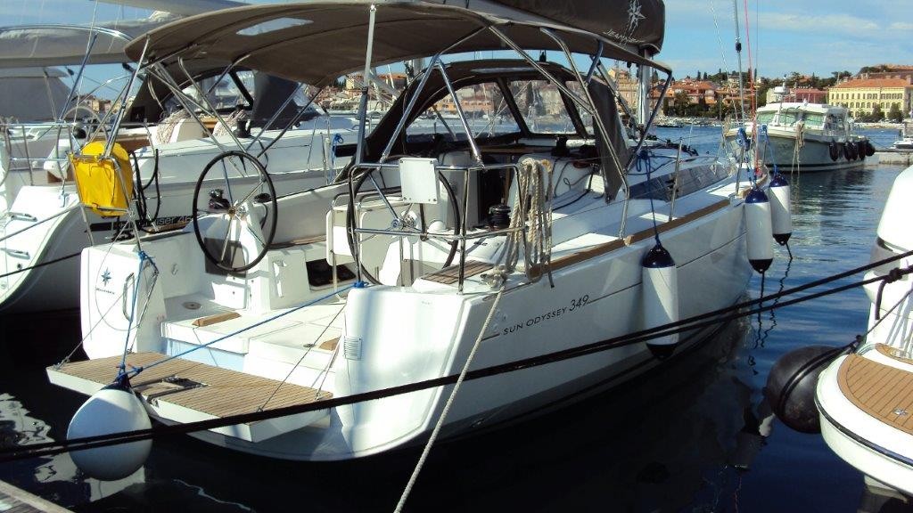Sun Odyssey 349, Gemma | Yacht Charter Croatia